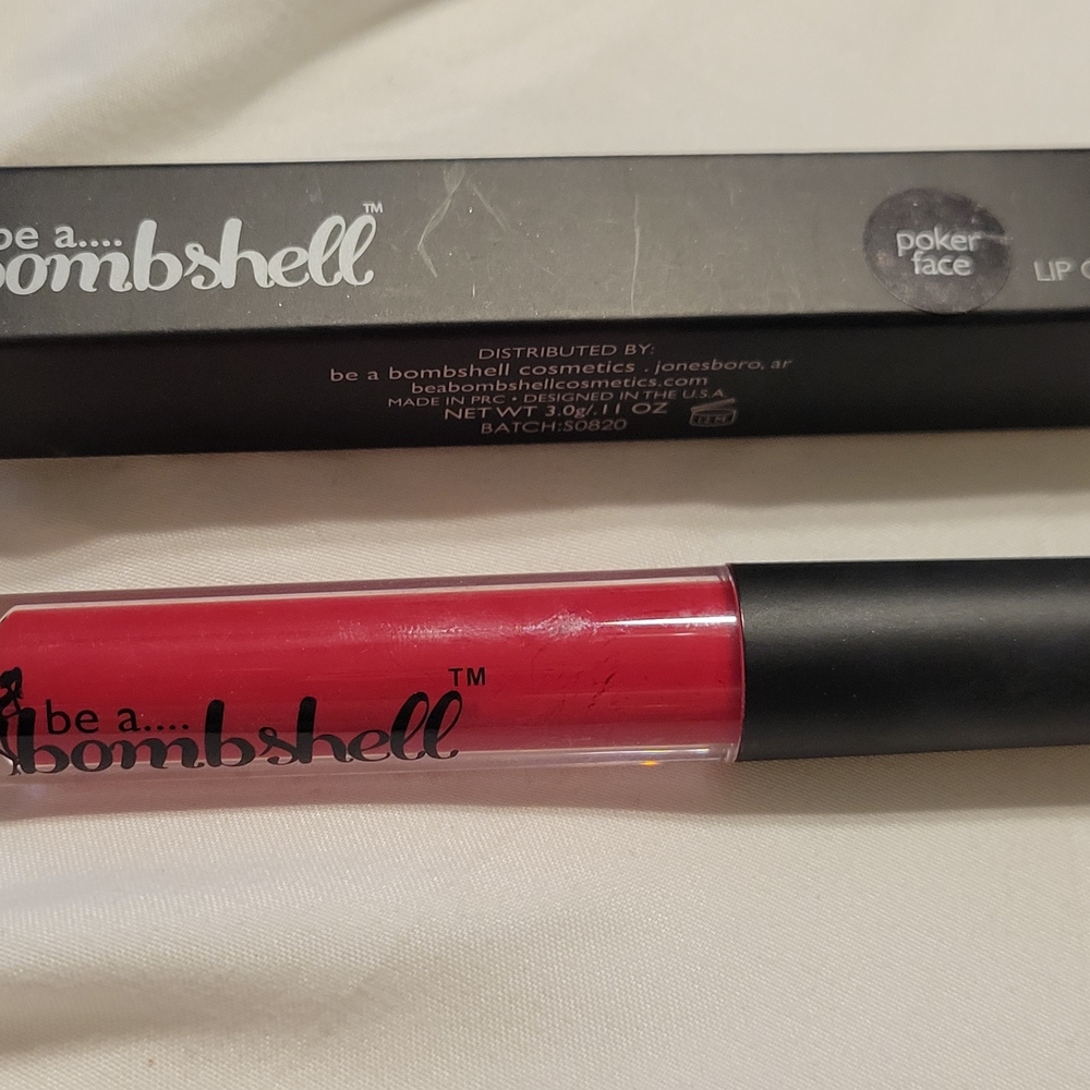 Be a Bombshell Lip Gloss - Vibrant Red